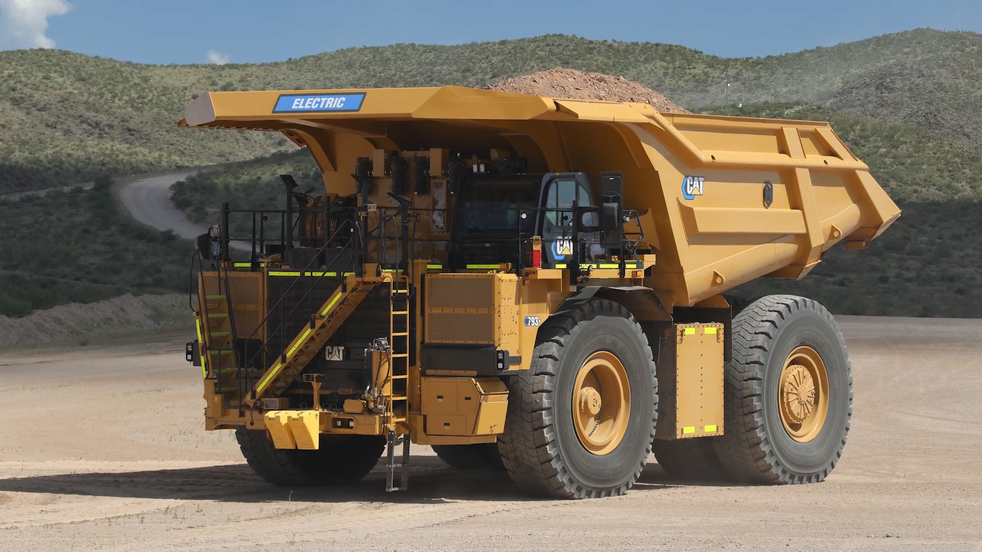 Newmont Receives First Battery-Electric Large Mining Truck