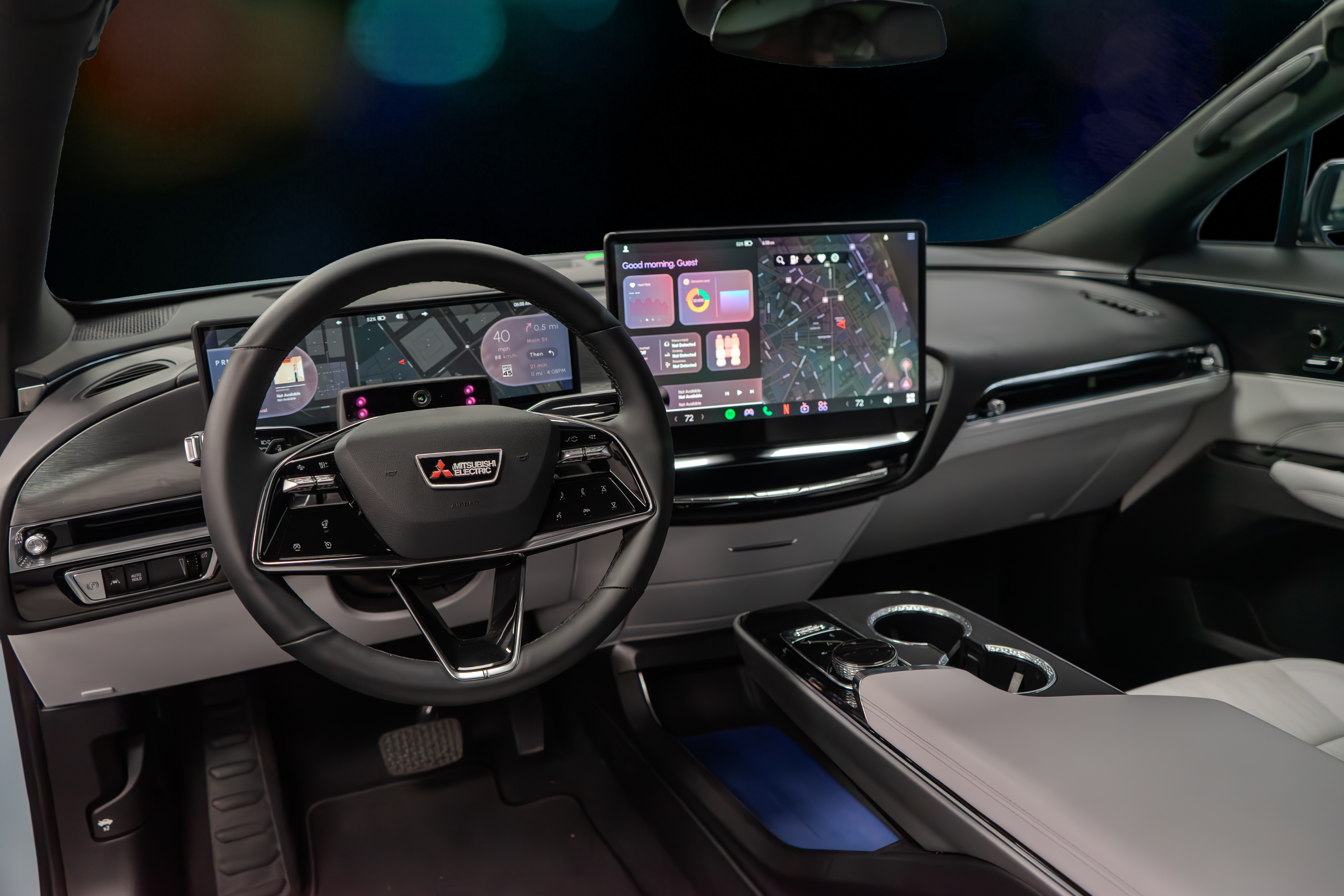 Mitsubishi Electric Automotive America Unveils Cloud-Connected FLEXConnect System Powered by QNX & AWS Cloud at CES 2025