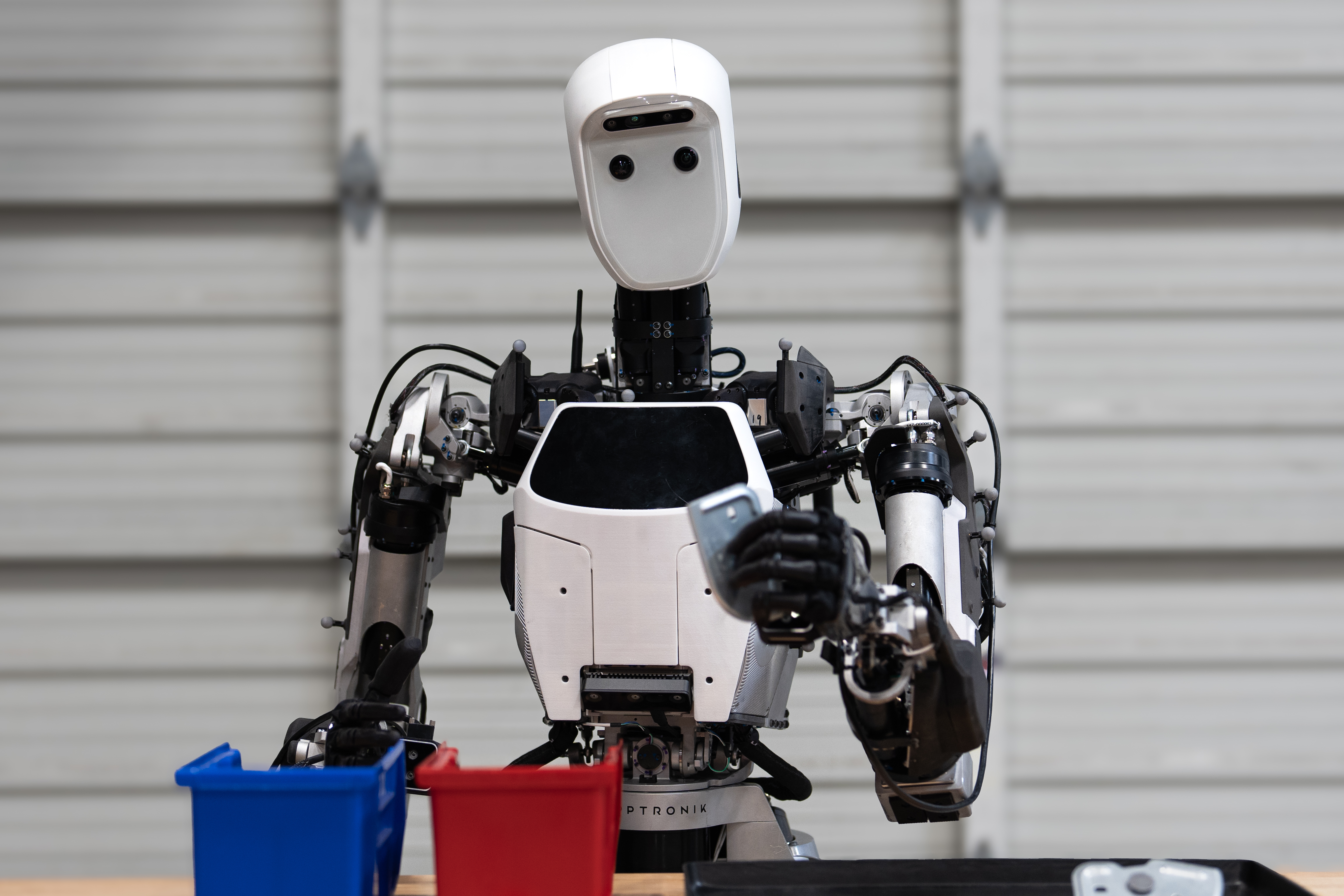 Apptronik and Jabil Collaborate to Scale Production of Apollo Humanoid Robots and Deploy in Manufacturing Operations